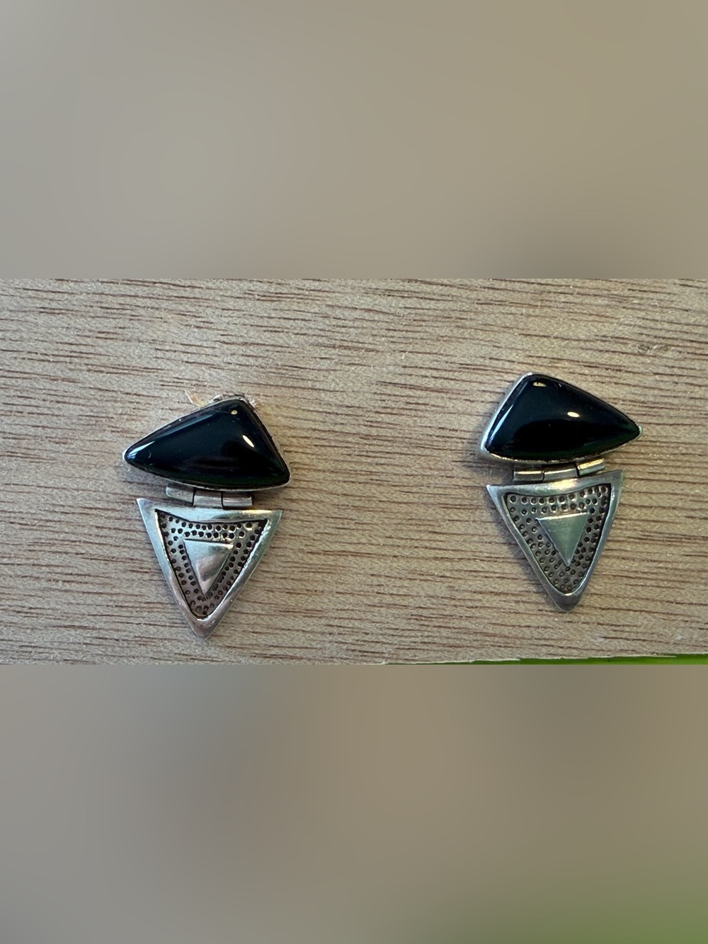 Vintage Sajen 925+ Onyx Modernist Hinged Earrings circa 1989